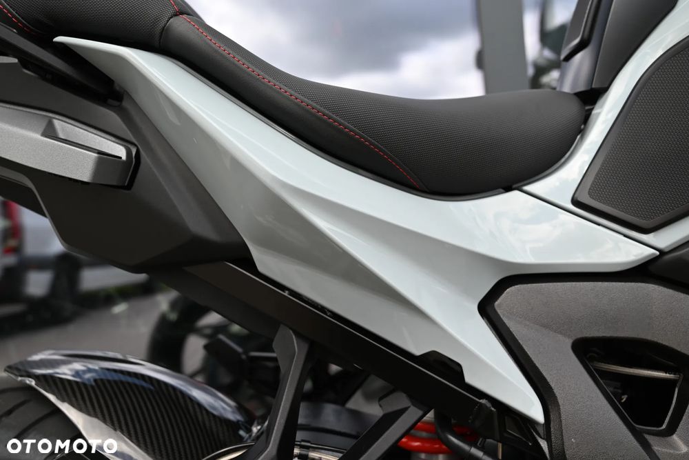 BMW XR - 22