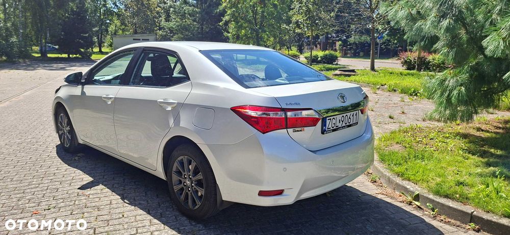 Toyota Corolla - 1