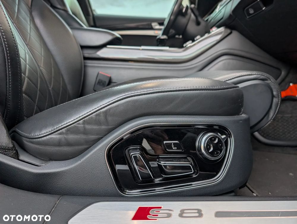 Audi S8 4.0 TFSI Quattro - 16