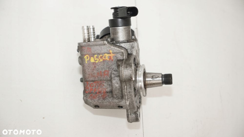 POMPA WTRYSKOWA VW PASSAT B7 10-14R 2.0 TDI - 5