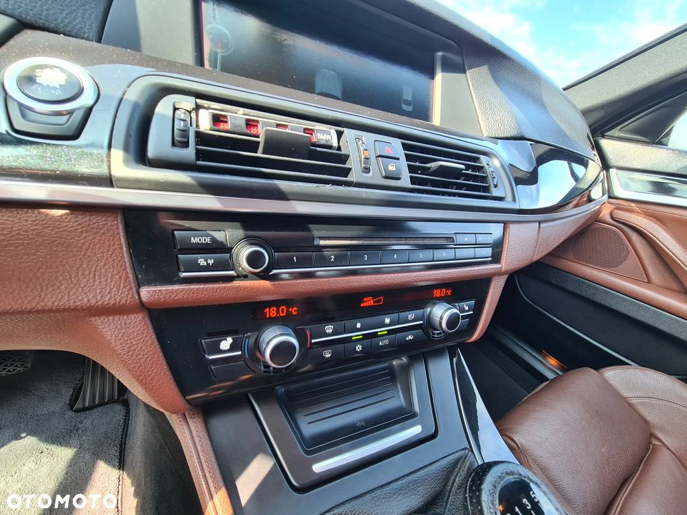BMW Seria 5 - 25
