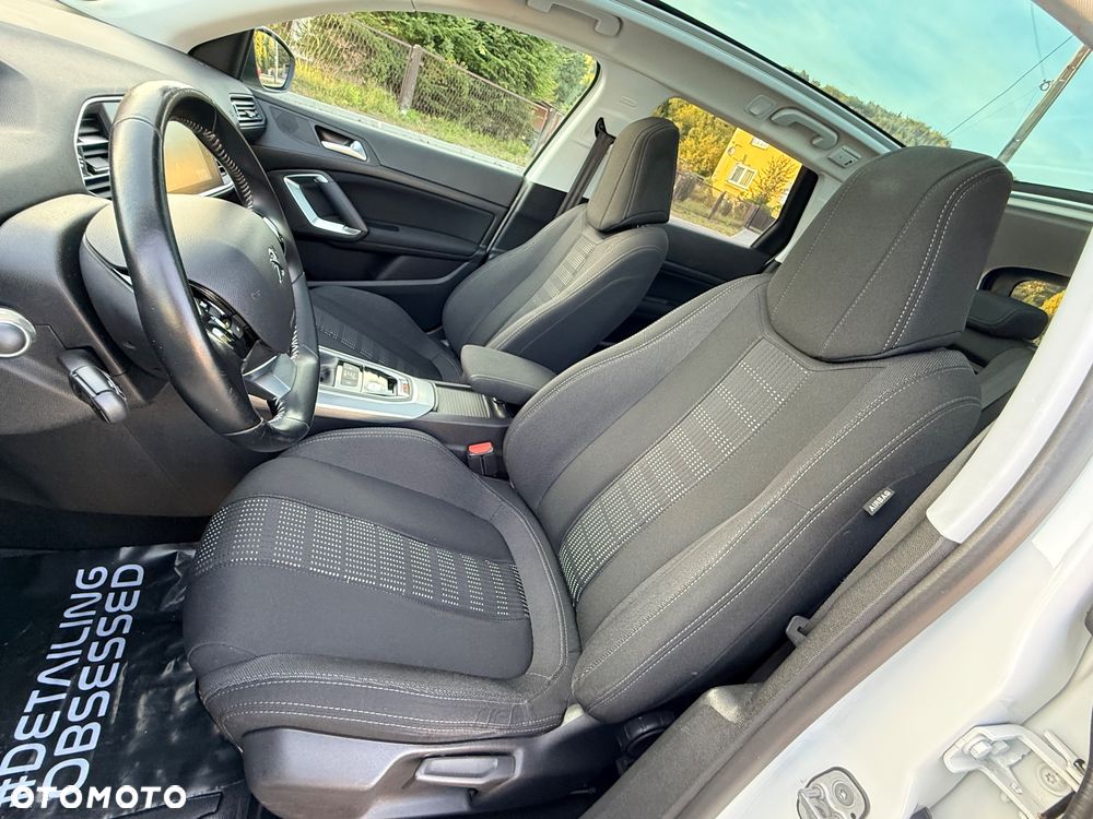 Peugeot 308 BlueHDi FAP 150 EAT6 Stop & Start Allure - 27