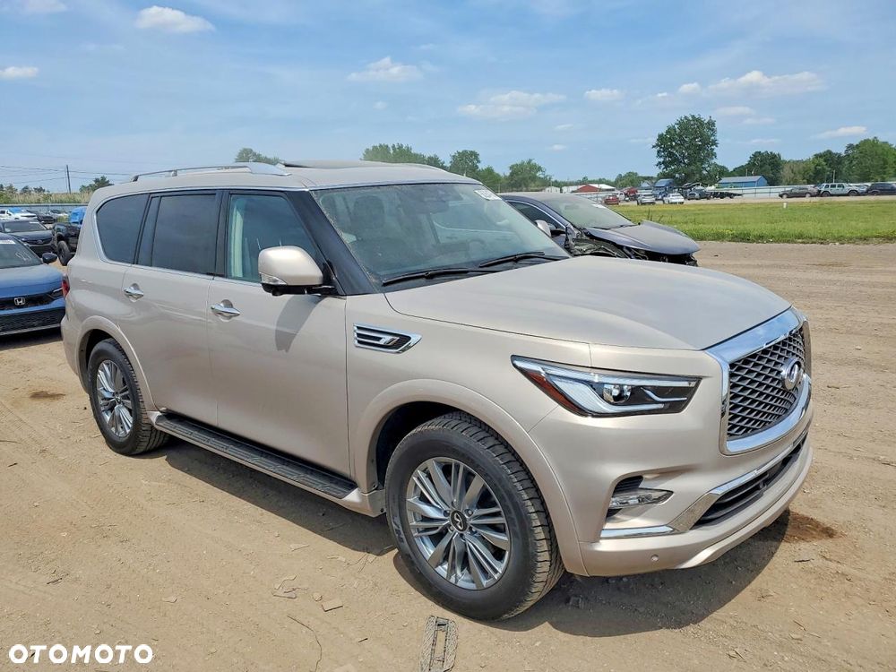 Infiniti QX80 - 5