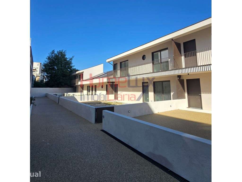 Moradia T2 Duplex com Jardim Privativo - Condomínio Fechado no Porto - Grande imagem: 5/25