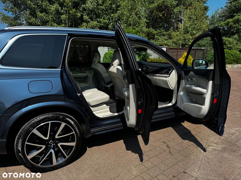 Volvo XC 90 - 21