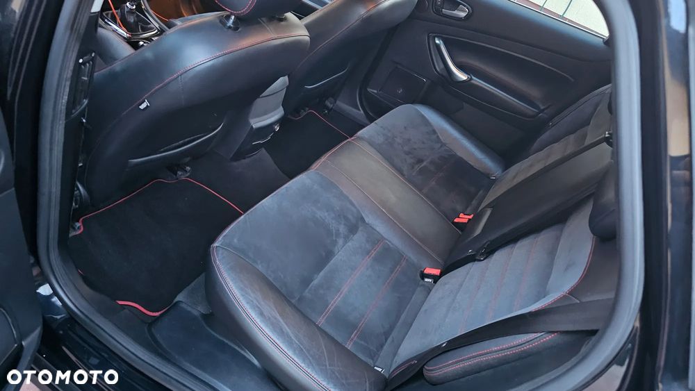 Ford Mondeo 2.2 TDCi Titanium X - 27
