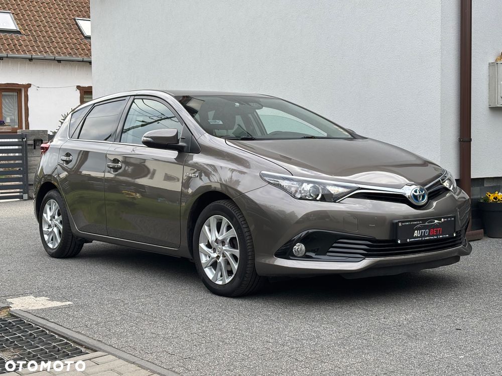 Toyota Auris 1.8 HSD Prestige NAVI - 34