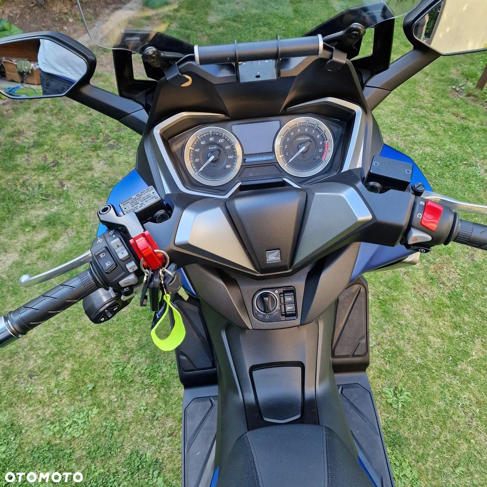 Honda NSS - 7
