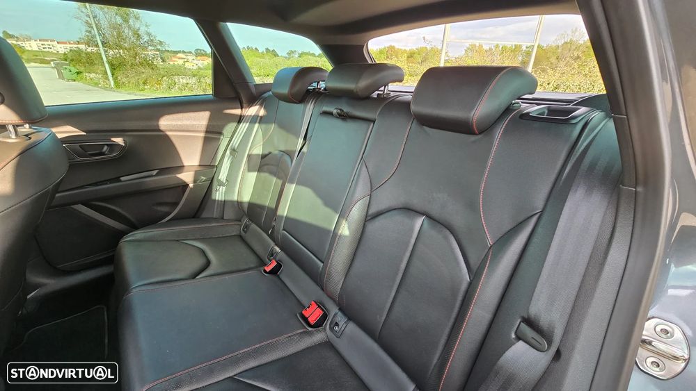 SEAT Leon ST 1.8 TSI S&S DSG FR - 22