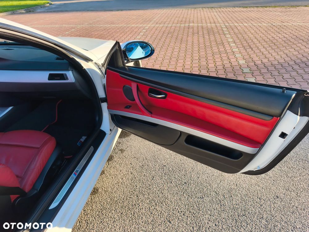 BMW Seria 3 320d DPF Cabrio - 22