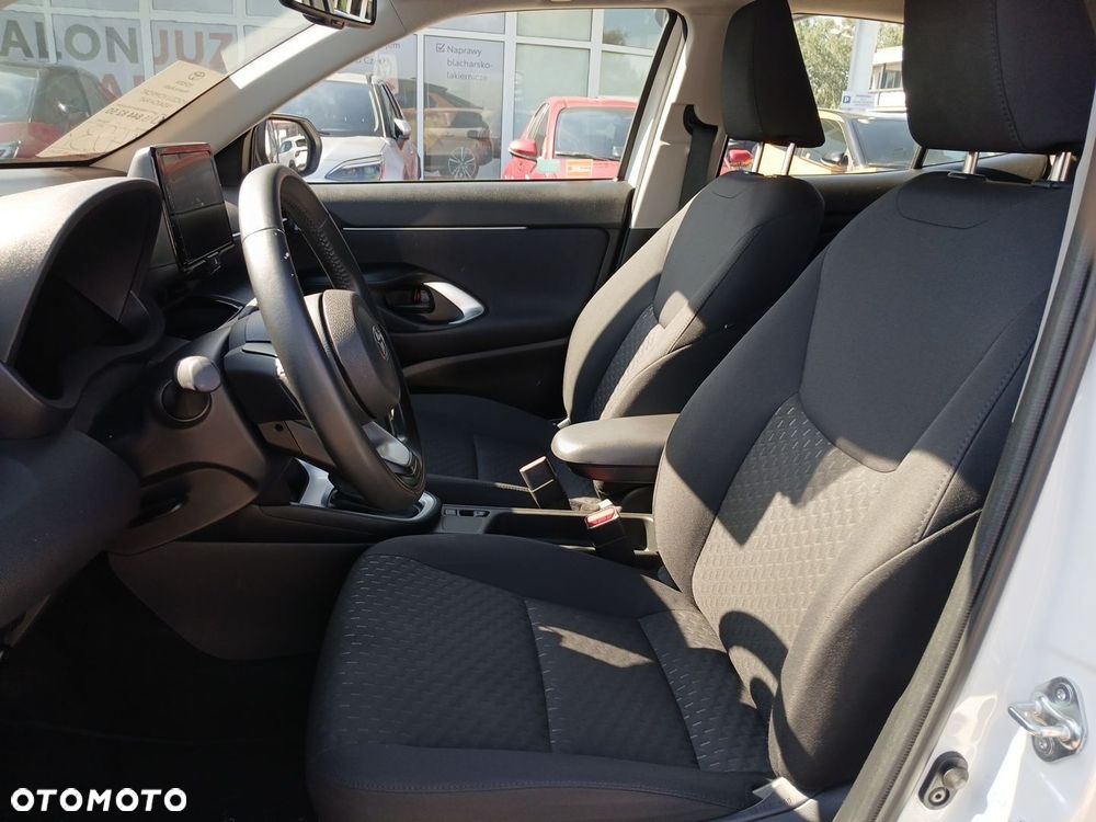 Toyota Yaris Cross Hybrid 1.5 Comfort - 15