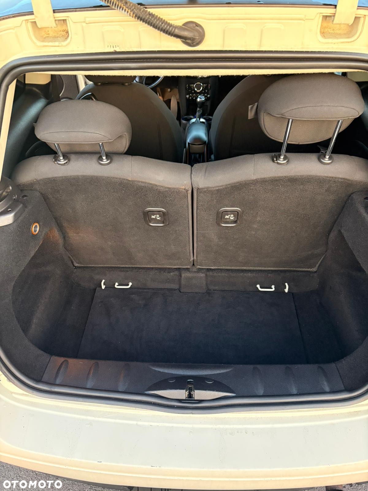 MINI ONE Standard - 19