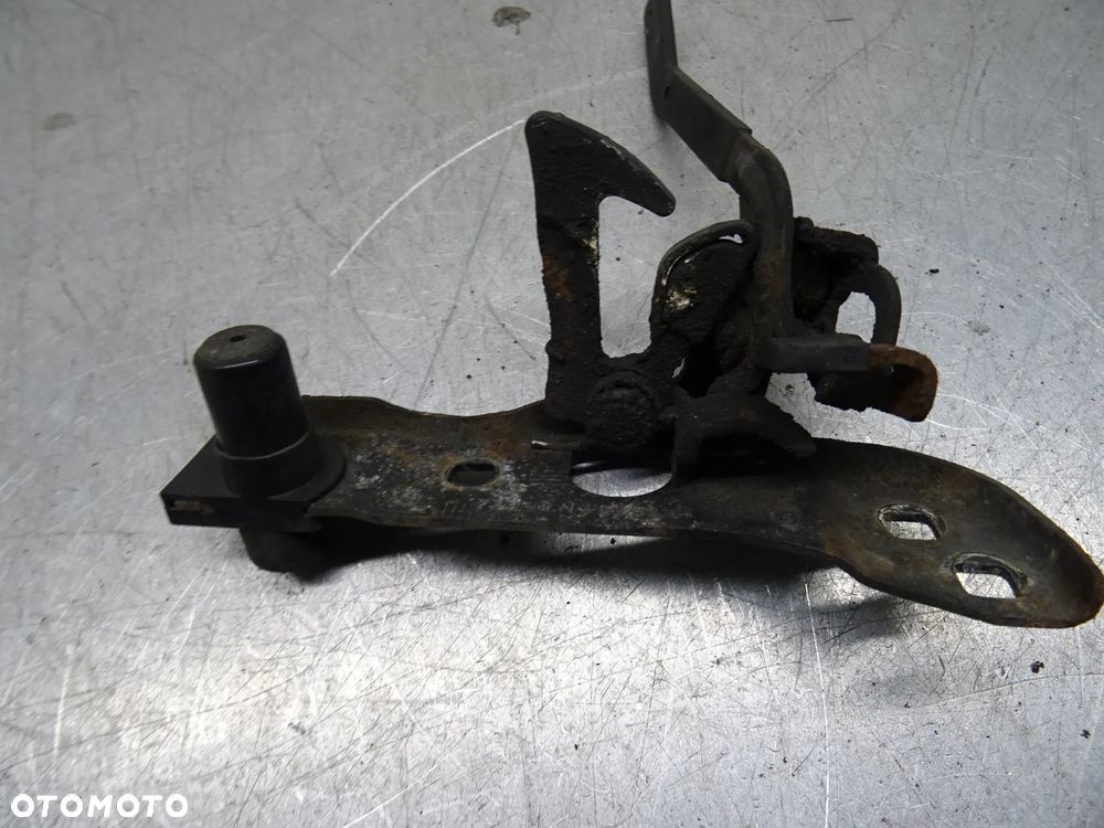 SKODA SUPERB I 01-05 2.8 V6 ZAMEK RYGIEL MASKI PRZÓD - 1