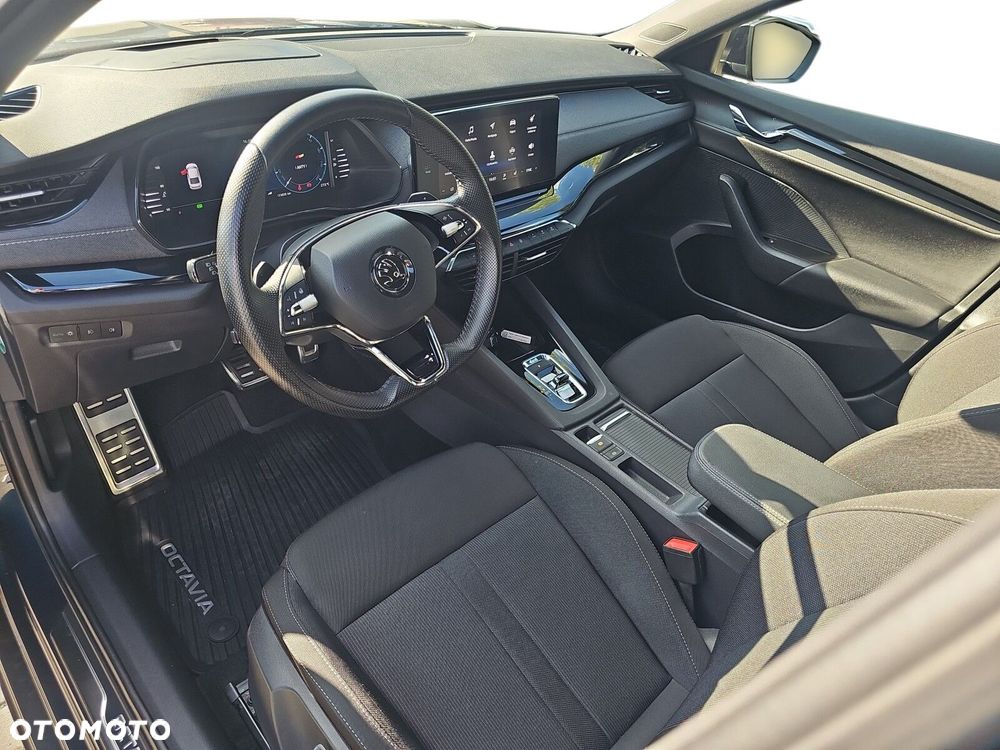 Skoda Octavia 2.0 TDI 4x4 Sportline DSG - 9