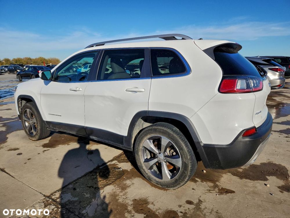 Jeep Cherokee - 5
