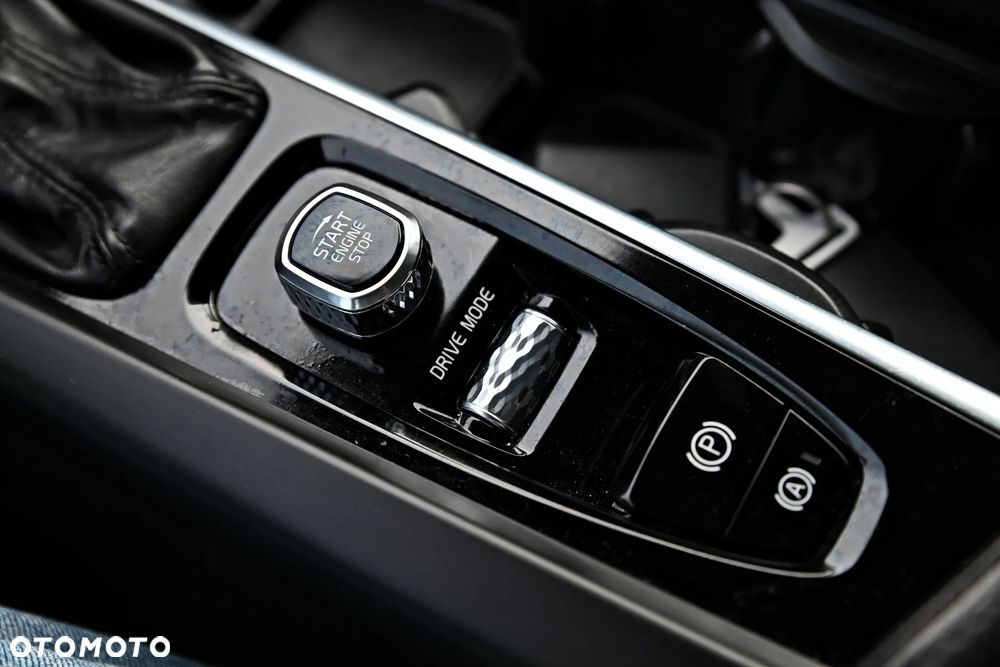 Volvo V60 D4 Geartronic Momentum Pro - 29