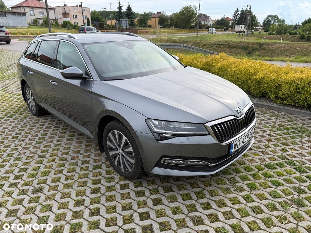 Skoda Superb 2.0 TDI SCR Style DSG - 1