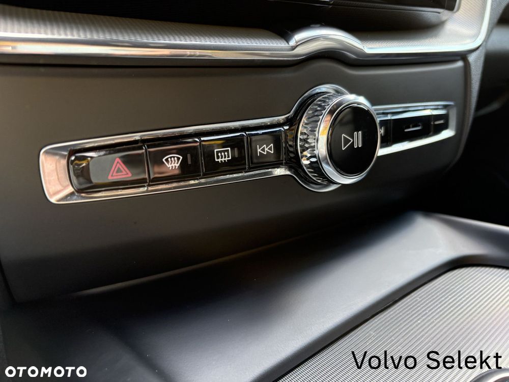 Volvo XC 60 - 18