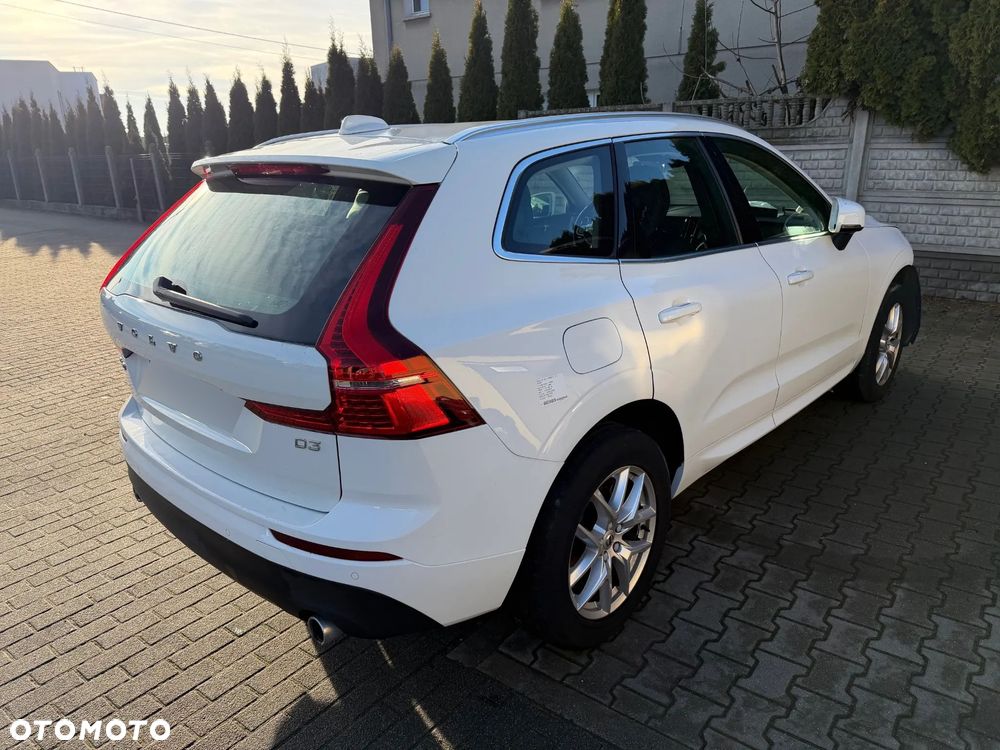 Volvo XC 60 D3 Momentum Pro - 8