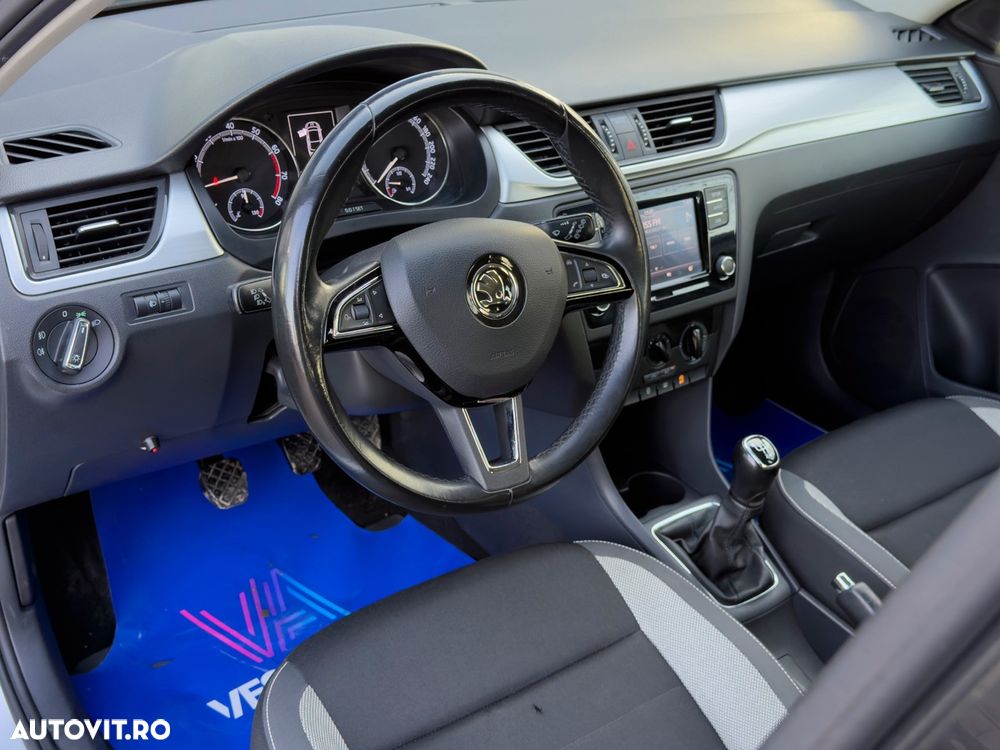 Skoda RAPID 1.0 TSI Active - 5