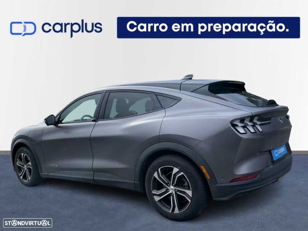 Ford Mustang Mach-E 75.7 kWh Base - 2