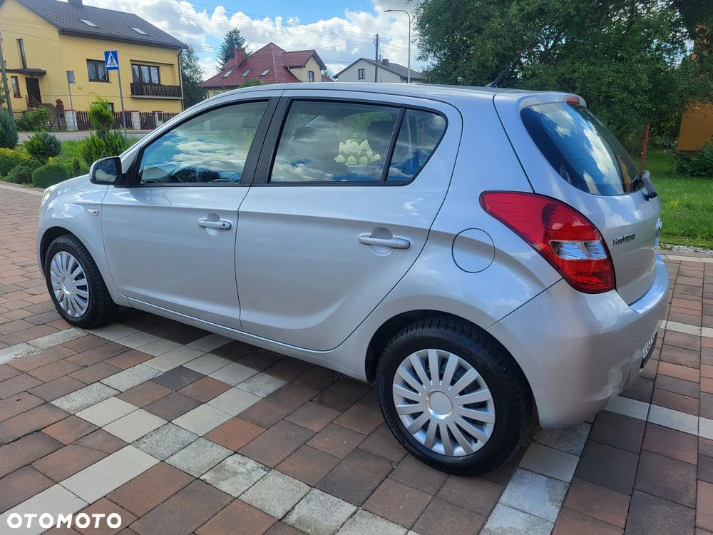 Hyundai i20 - 8