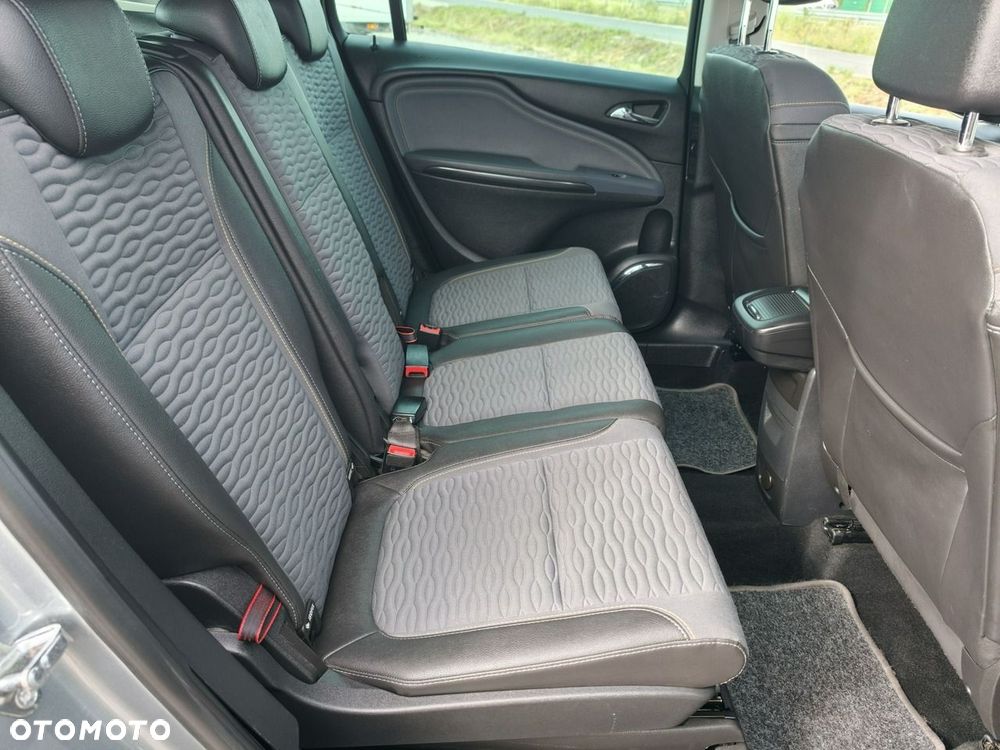 Opel Zafira - 14