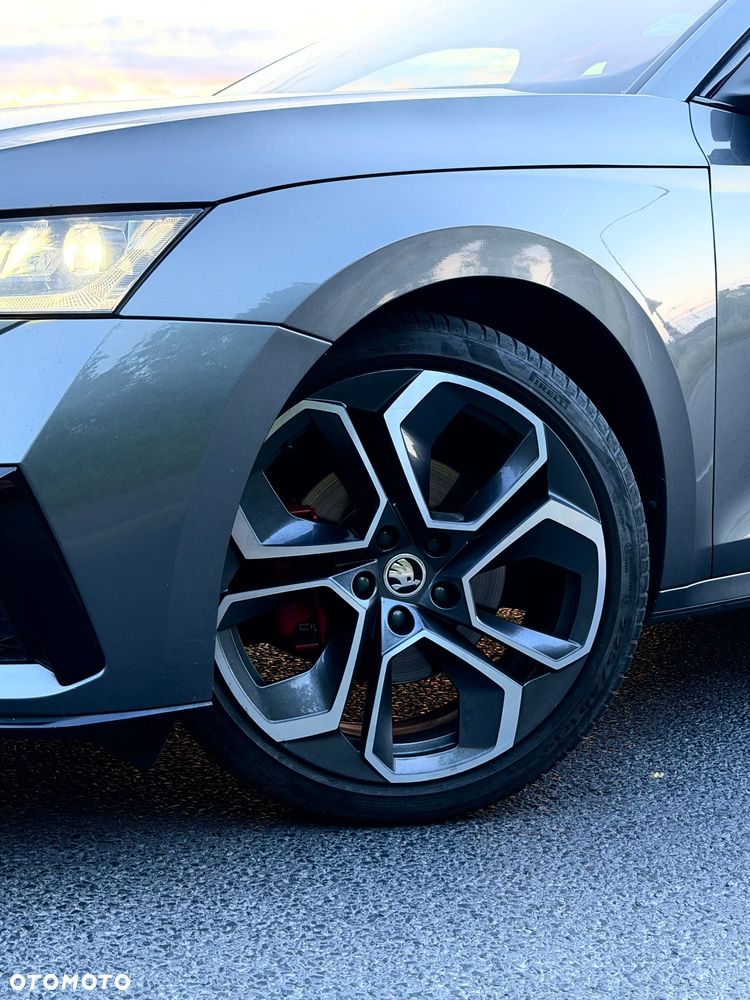 Skoda Octavia 2.0 TDI RS DSG - 13