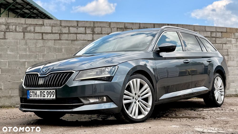 Skoda Superb 2.0 TDI Premium Edition - 7