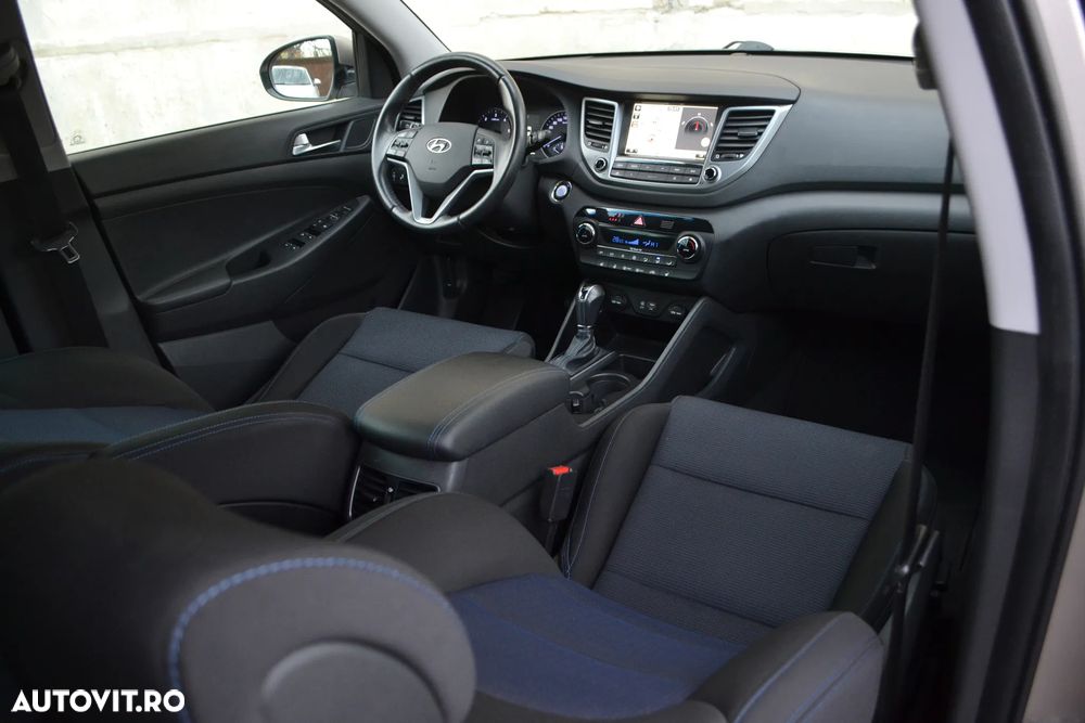 Hyundai Tucson 2.0 CRDI 4WD Style - 12