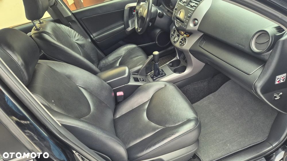 Toyota RAV4 2.0 VVT-i Premium - 21