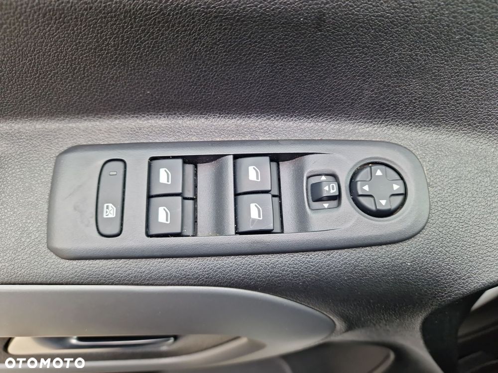 Toyota Proace City Verso 1.2 D-4T Family - 15