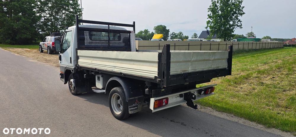Mitsubishi Fuso Canter - 5