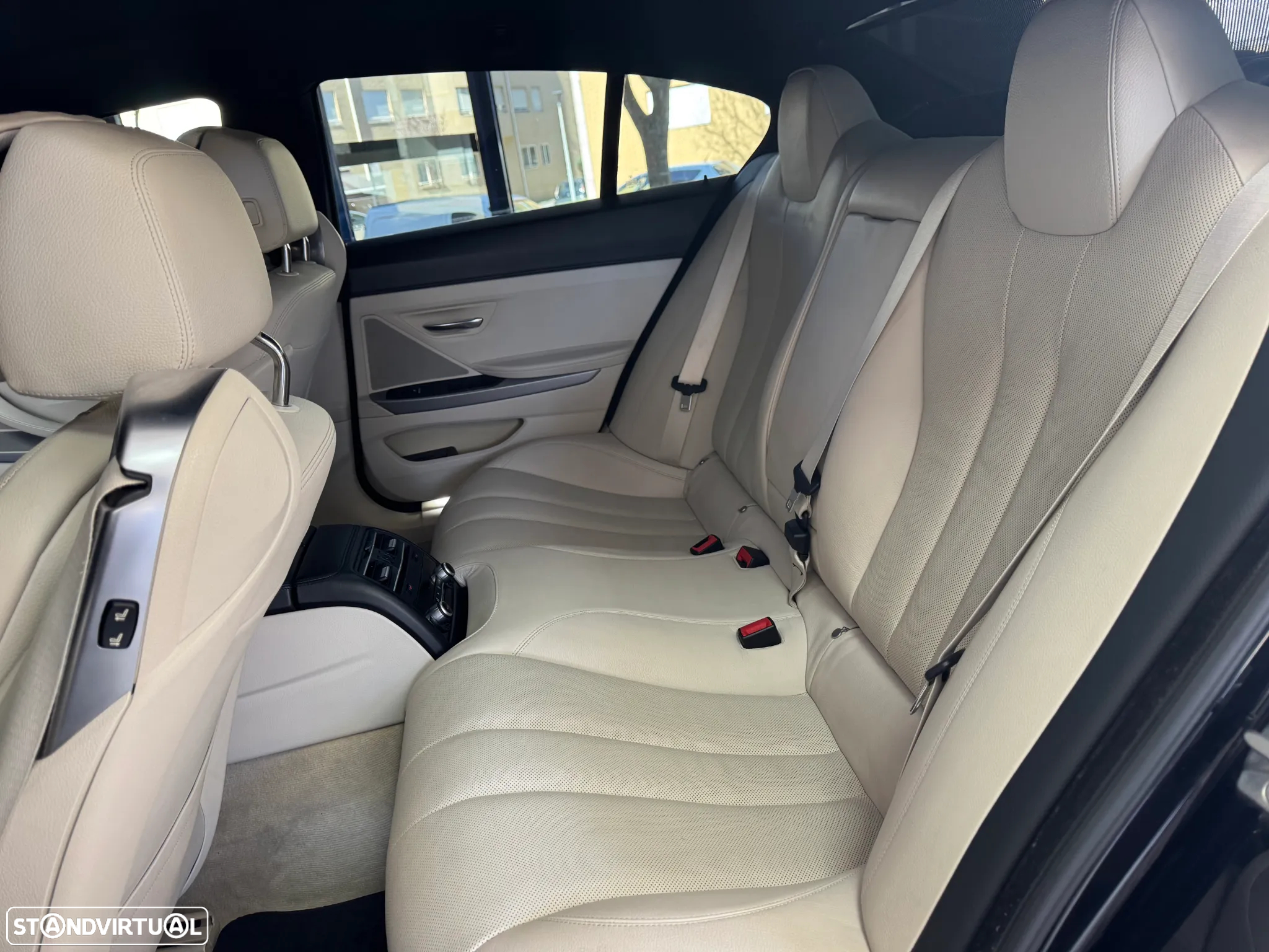 BMW 640 Gran Coupé d Pack M - 21