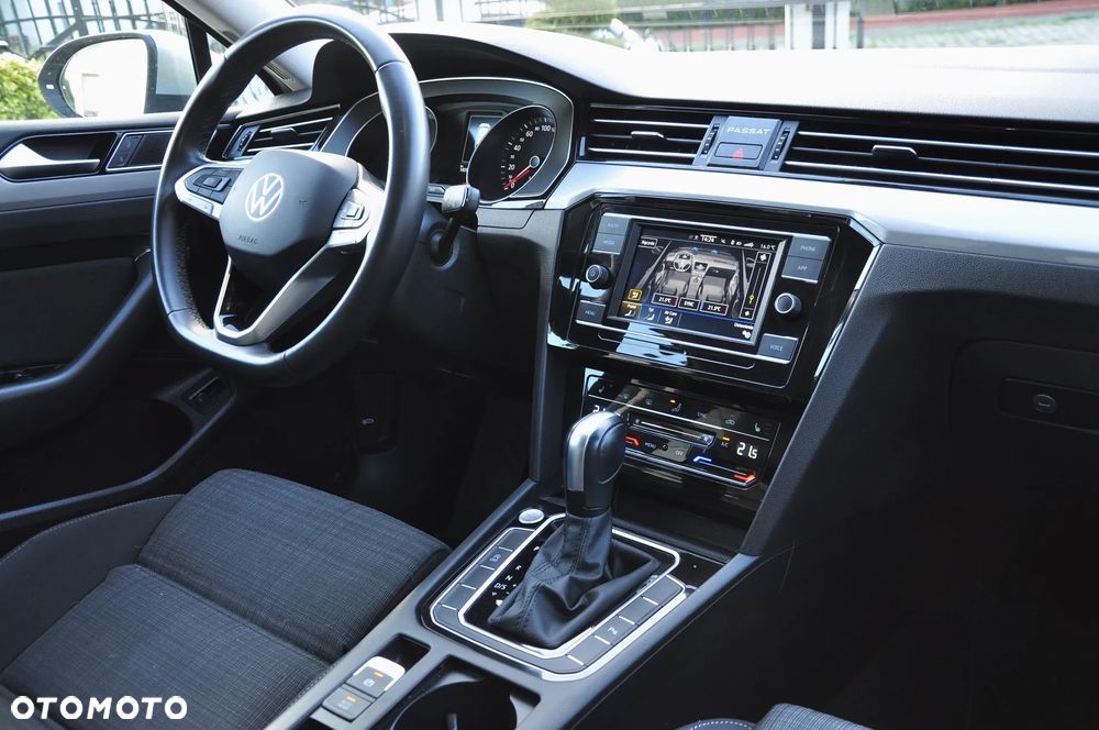 Volkswagen Passat 2.0 TDI EVO Business DSG - 10