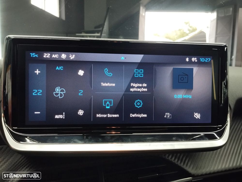 Peugeot 208 1.2 Hybrid Allure e-DCS6 - 28