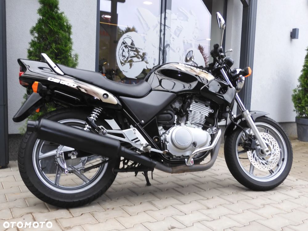 Honda CB - 15