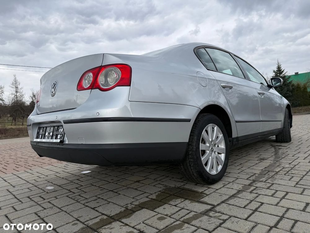 Volkswagen Passat 2.0 TDI DPF Individual - 7