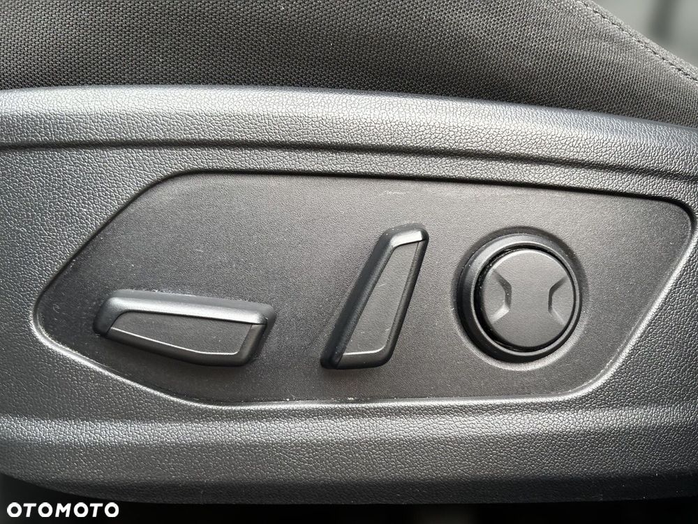 Kia Sorento - 12
