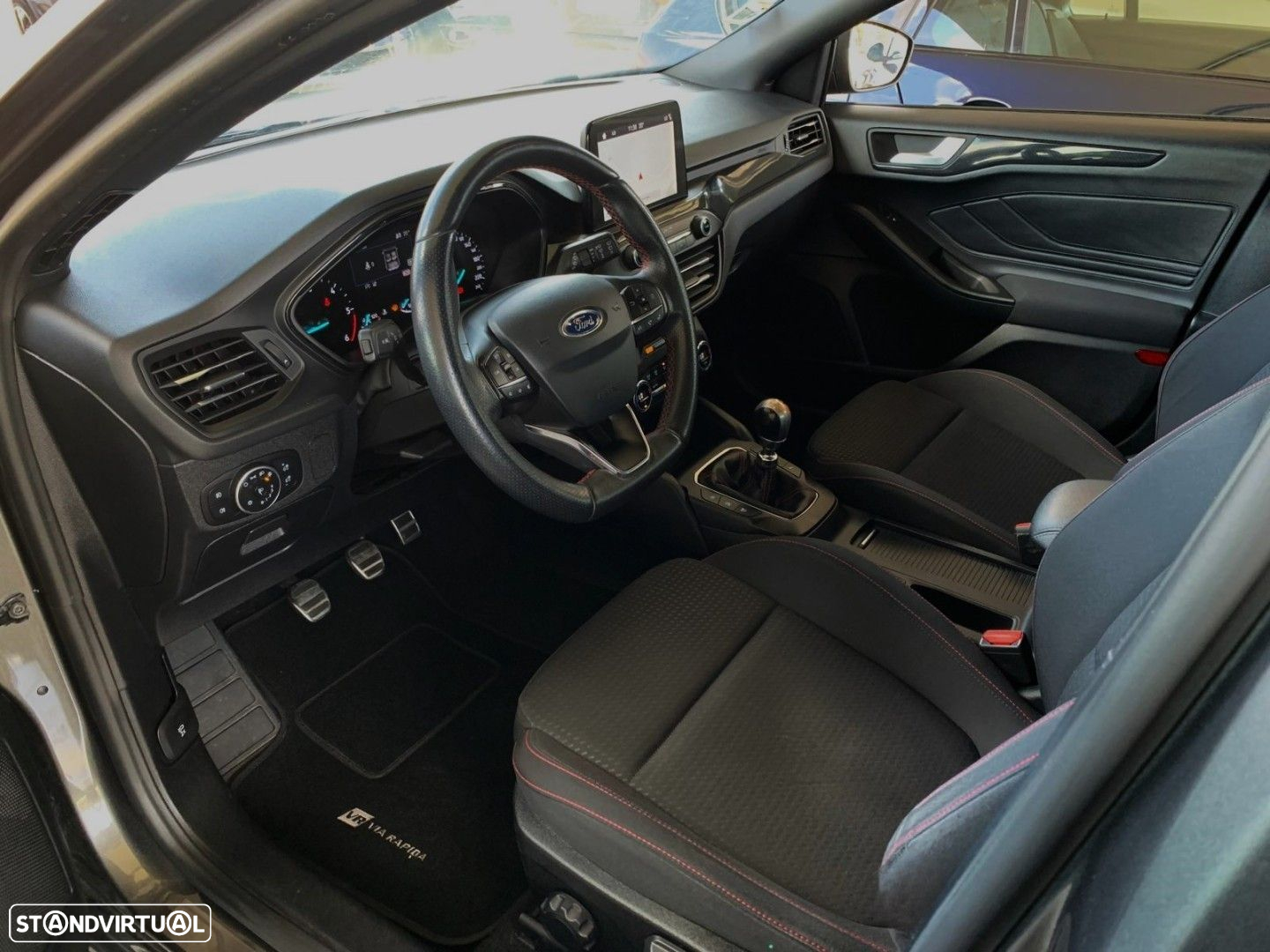 Ford Focus 1.5 TDCi EcoBlue ST-Line - 12