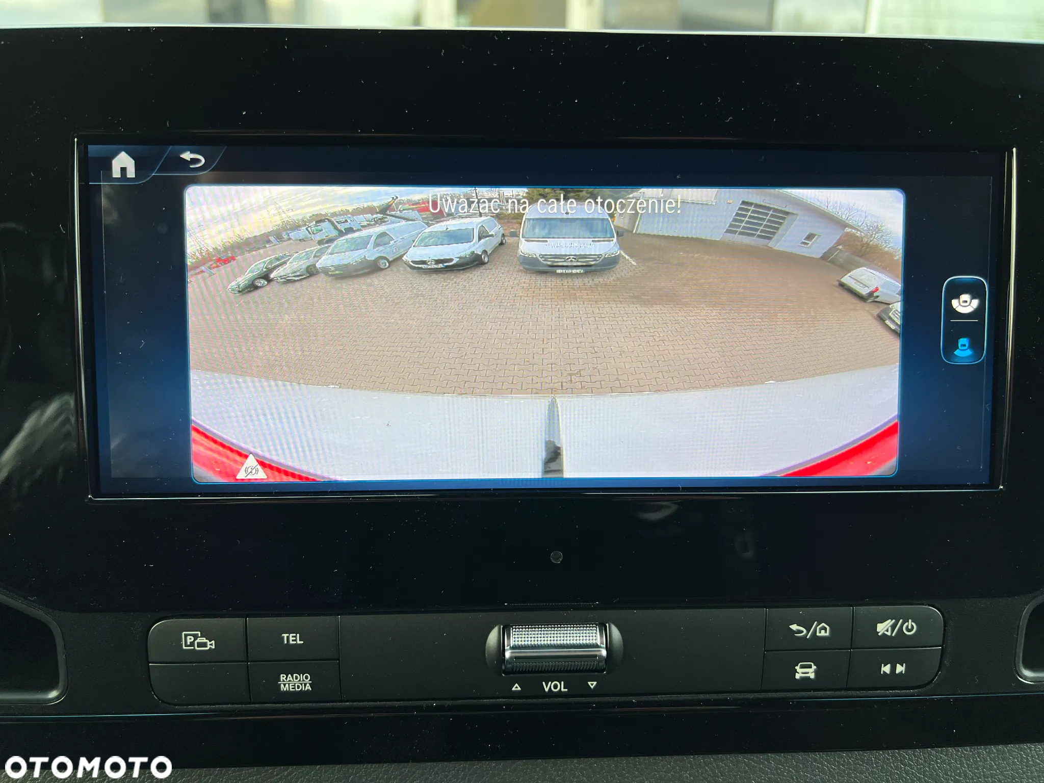 Mercedes-Benz Sprinter 319 CDI - 24