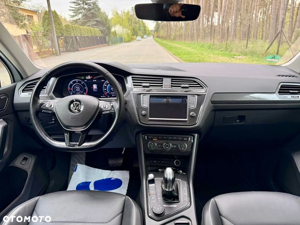 Volkswagen Tiguan - 11