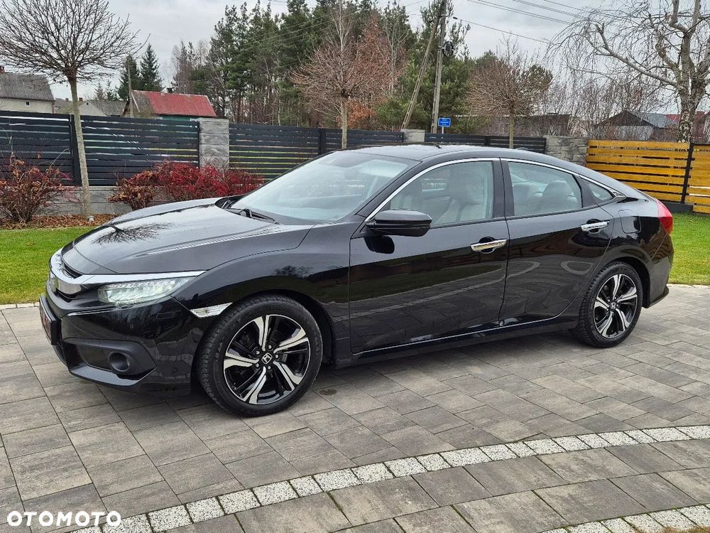 Honda Civic 1.5 i-VTEC Turbo CVT Executive - 4