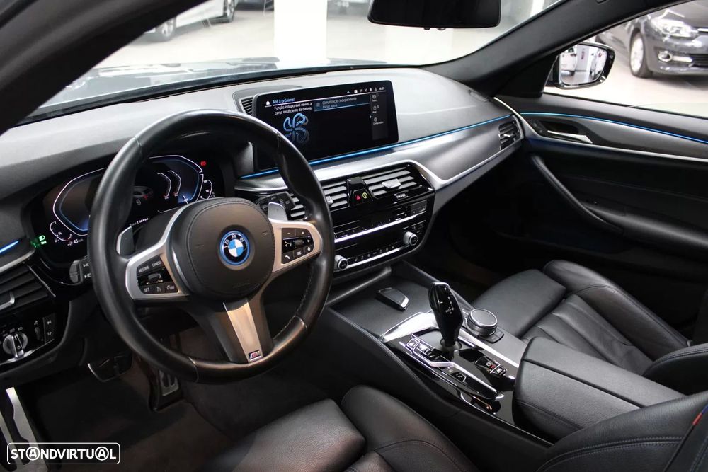 BMW 530 e Pack Desportivo M - 5