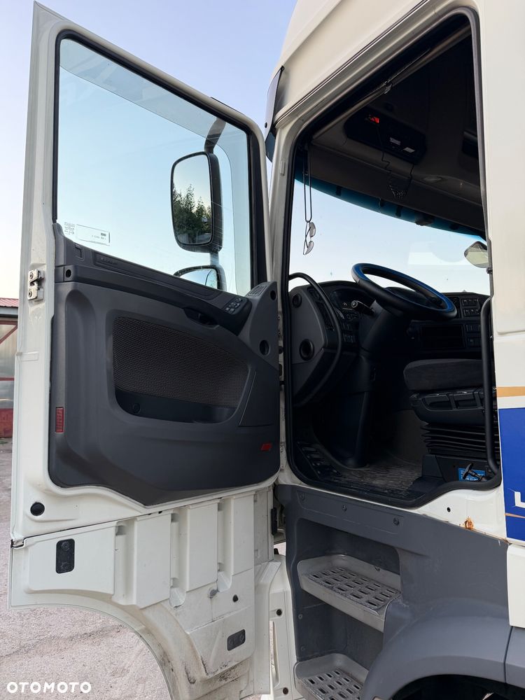 DAF XF 106.460 / AUTOMAT / TELEWIZOR / LAMPY LED / NOWE TACHO / 2016 ROK - 24