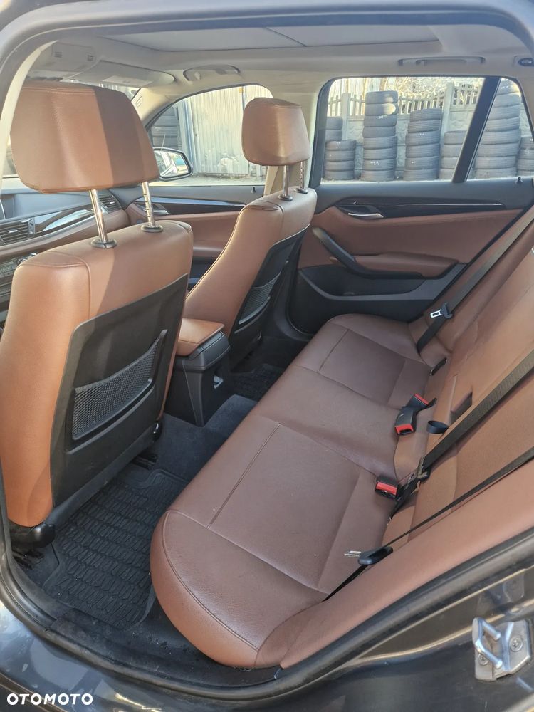 BMW X1 xDrive28i Sport Line - 8