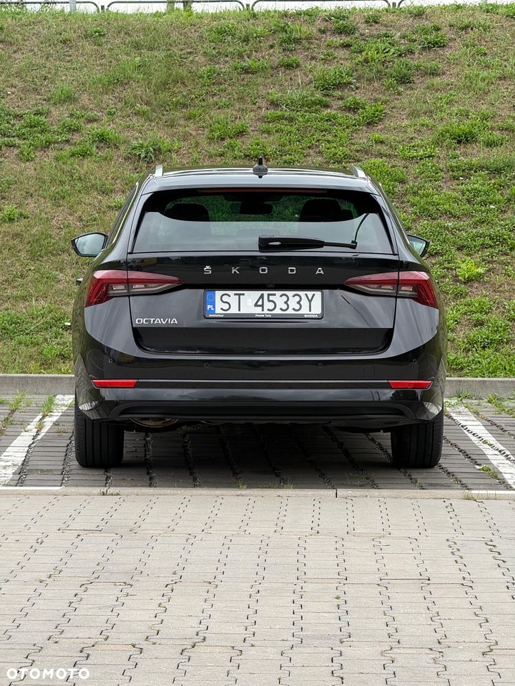 Skoda Octavia 2.0 TDI SCR Style DSG - 8
