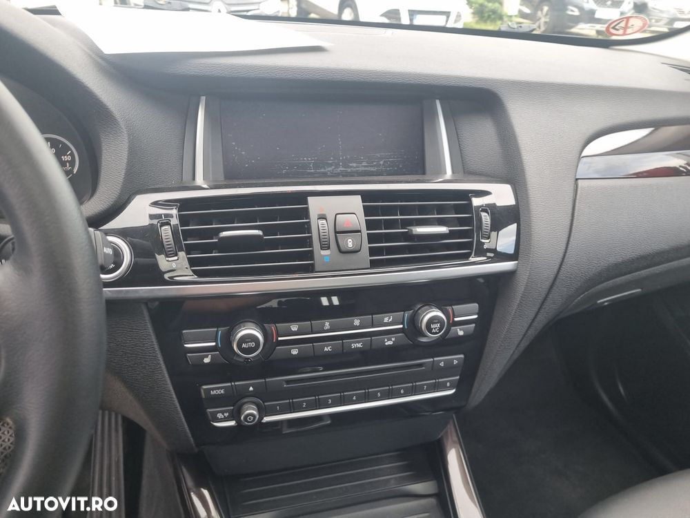 BMW X3 xDrive20d AT Luxury Line - 17