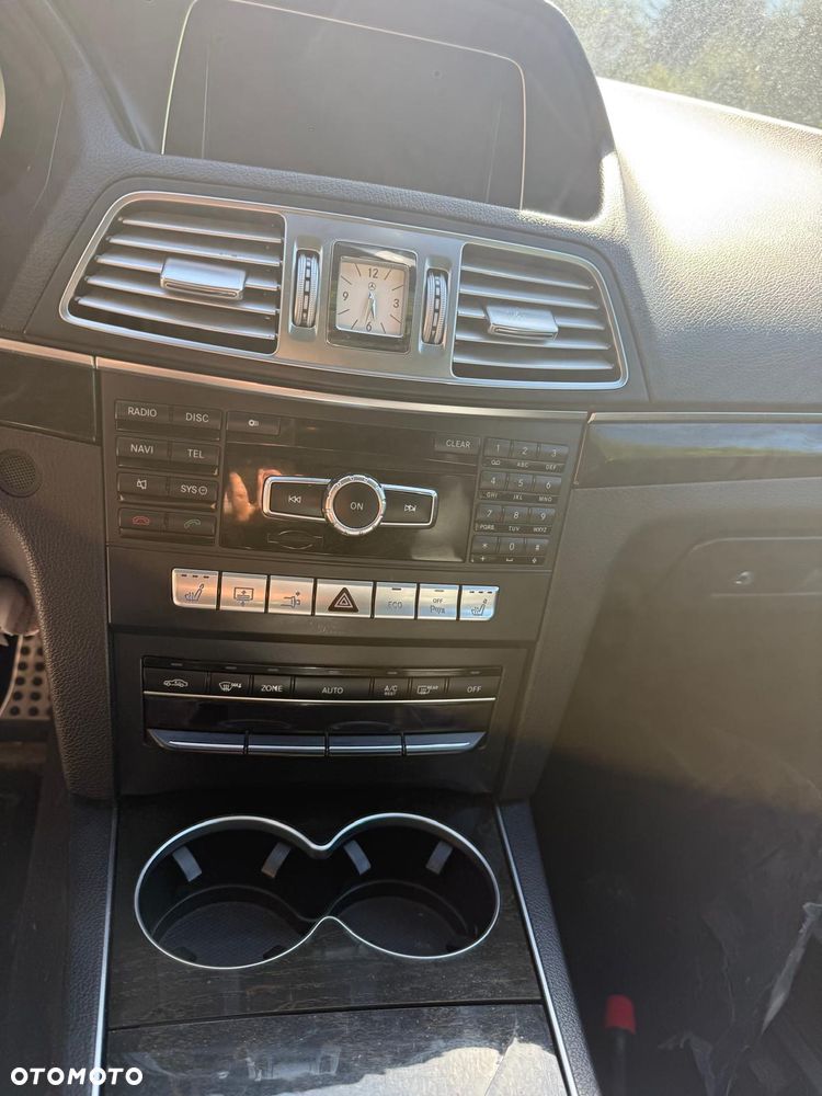 Mercedes-Benz Klasa E 350 4-Matic - 9