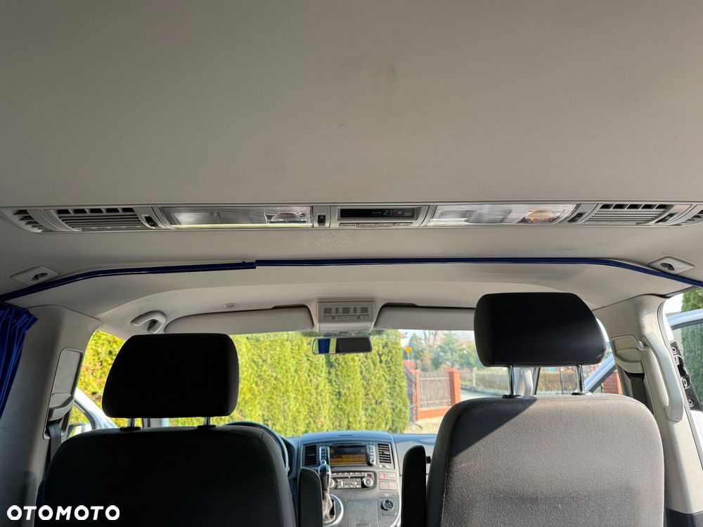 Volkswagen Multivan - 29